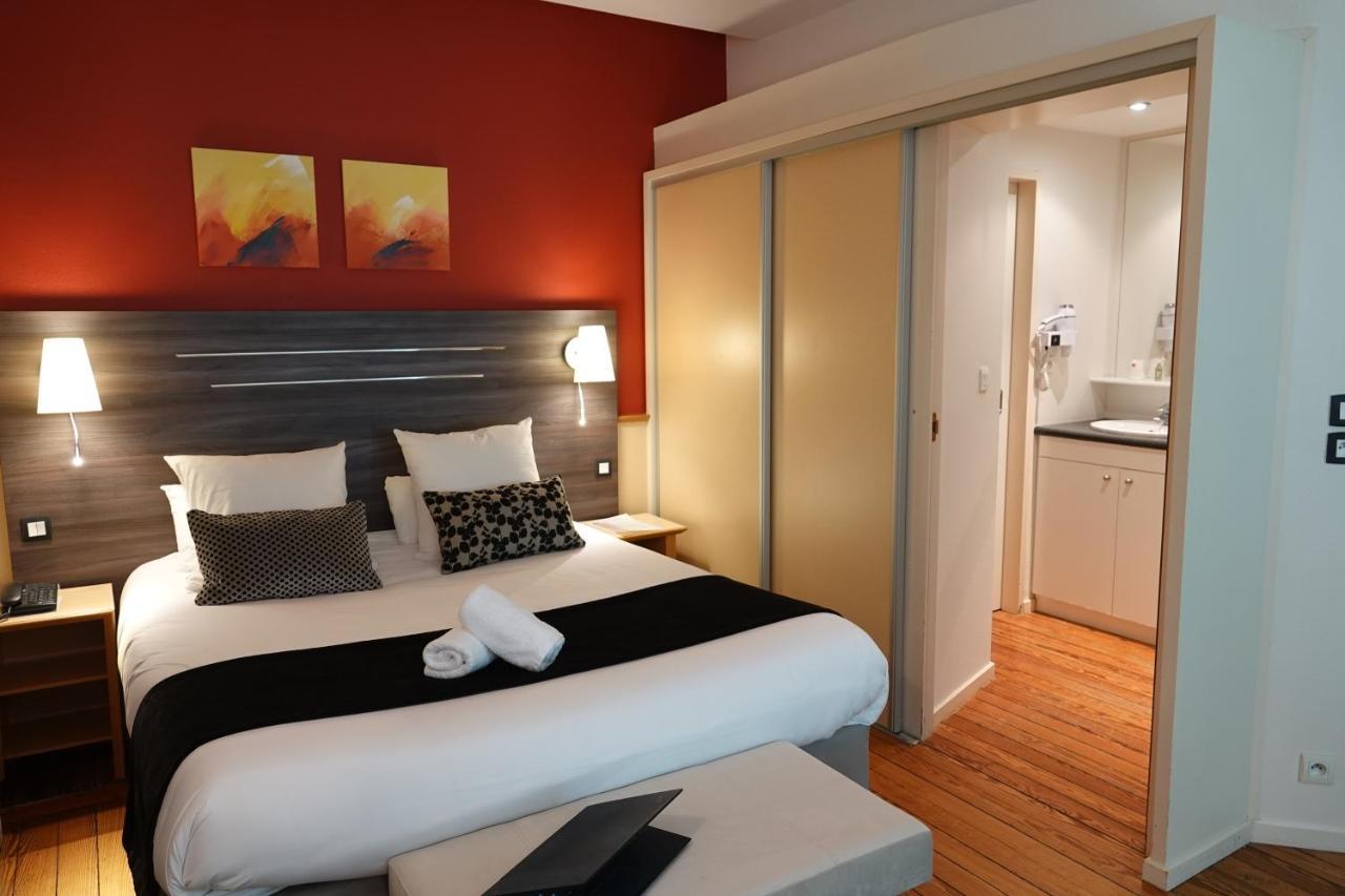 Hotel Cerise - Les Sources Luxeuil-Les-Bains Exterior photo
