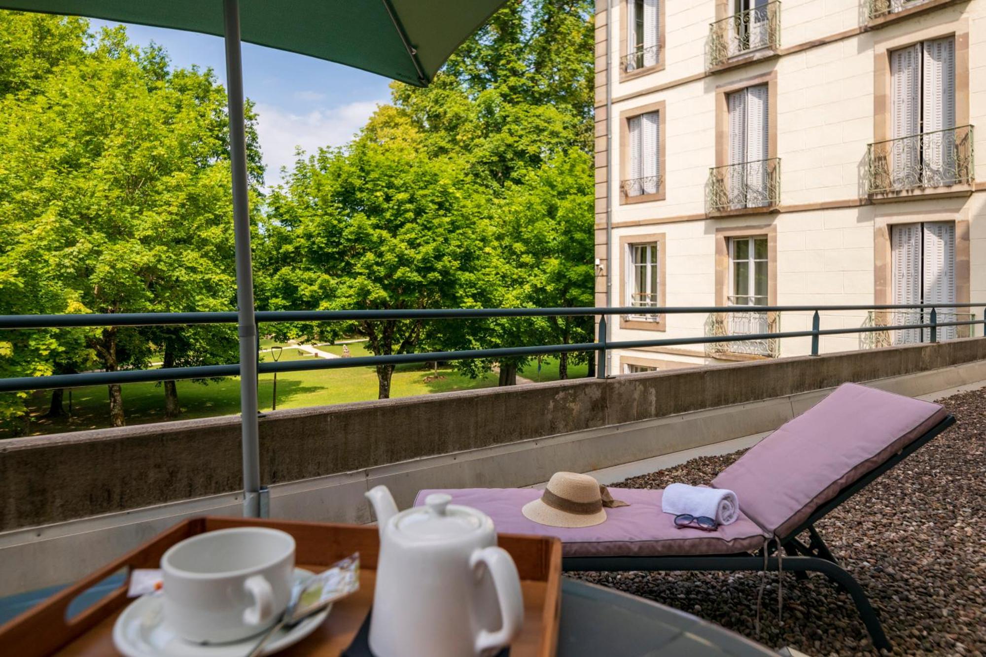 Hotel Cerise - Les Sources Luxeuil-Les-Bains Exterior photo