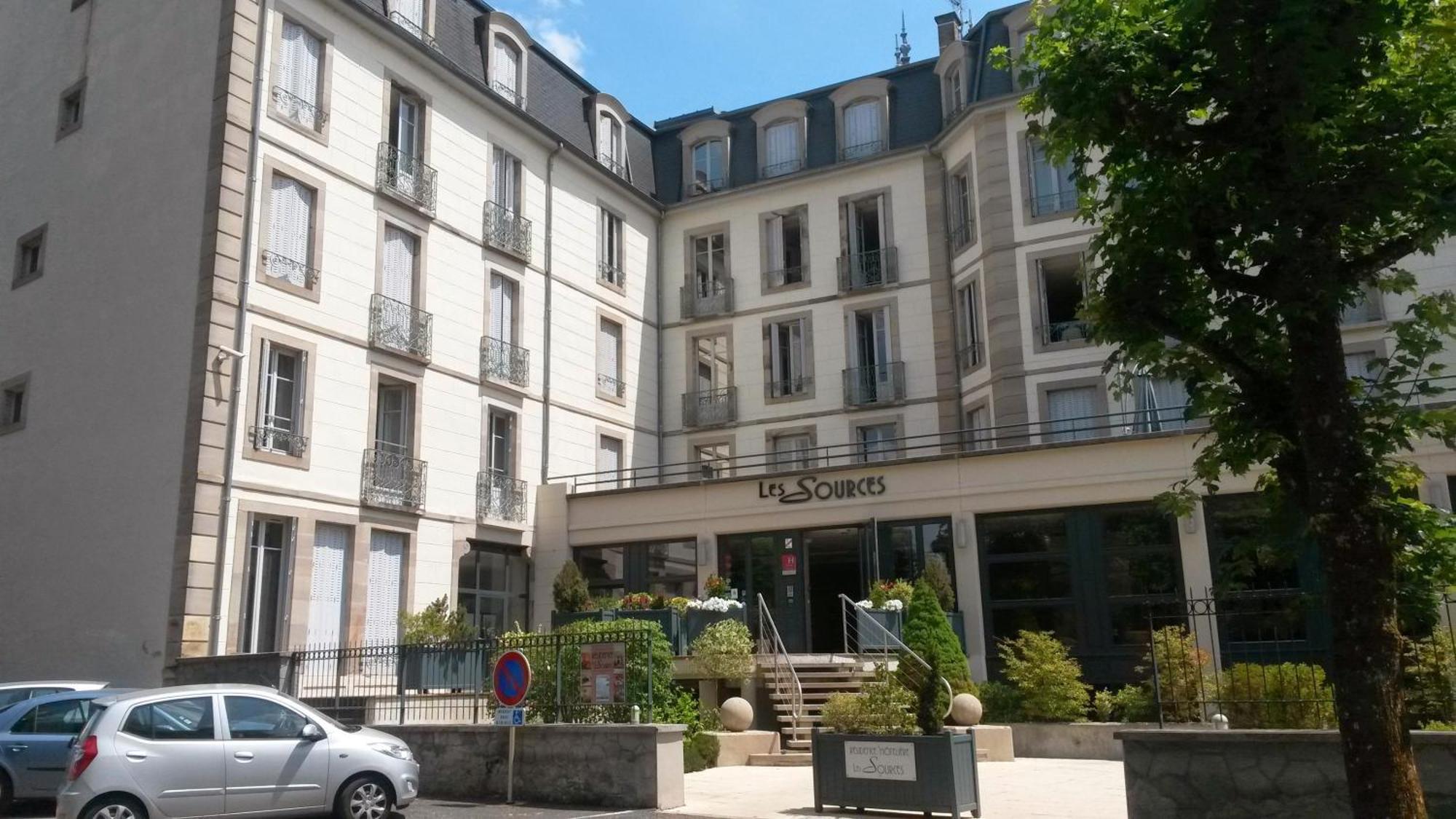 Hotel Cerise - Les Sources Luxeuil-Les-Bains Exterior photo
